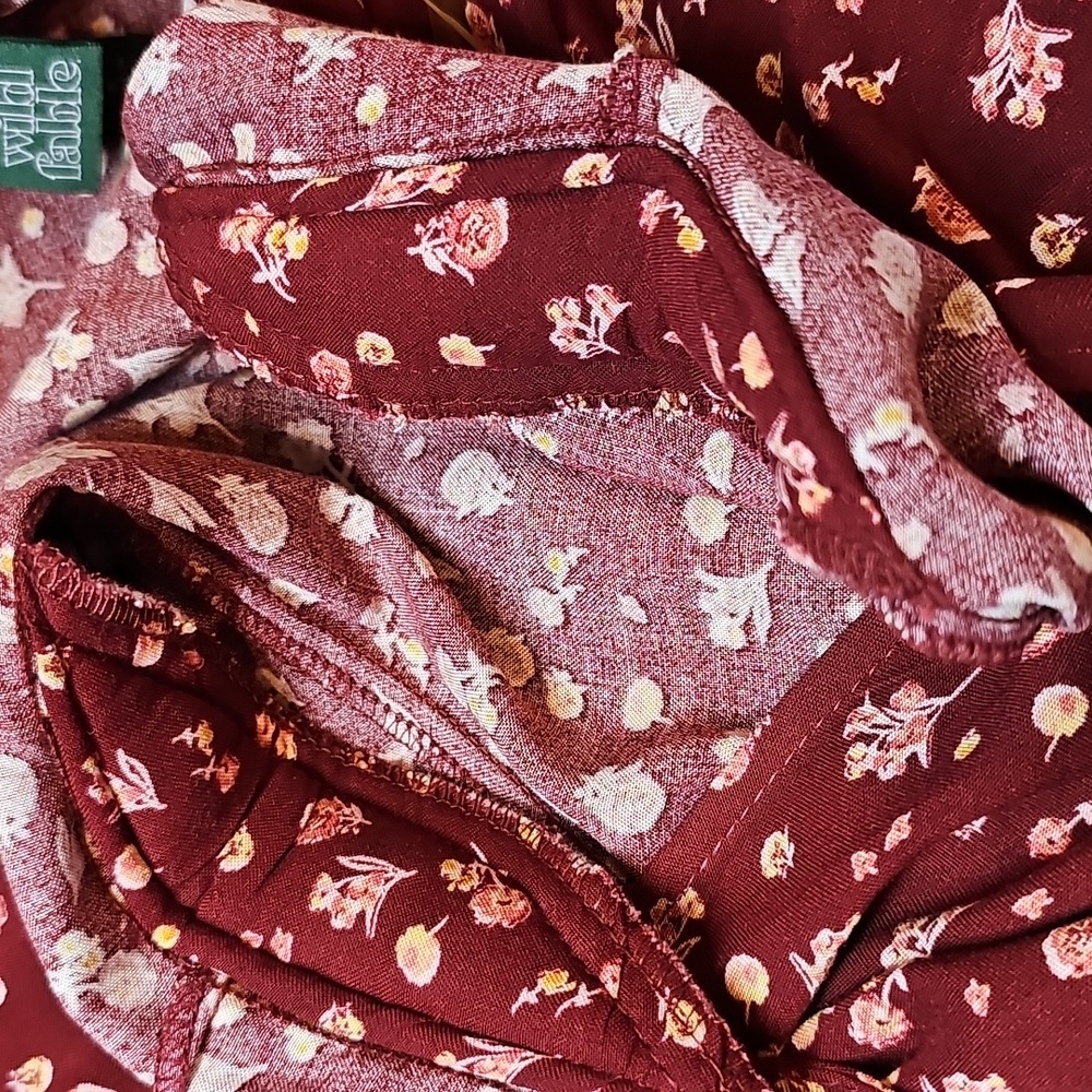 NEW WILD FABLE BURGUNDY FLORAL V NECK SHORT SLEEVE BELTED JUMPSUIT - Picture 11 of 16